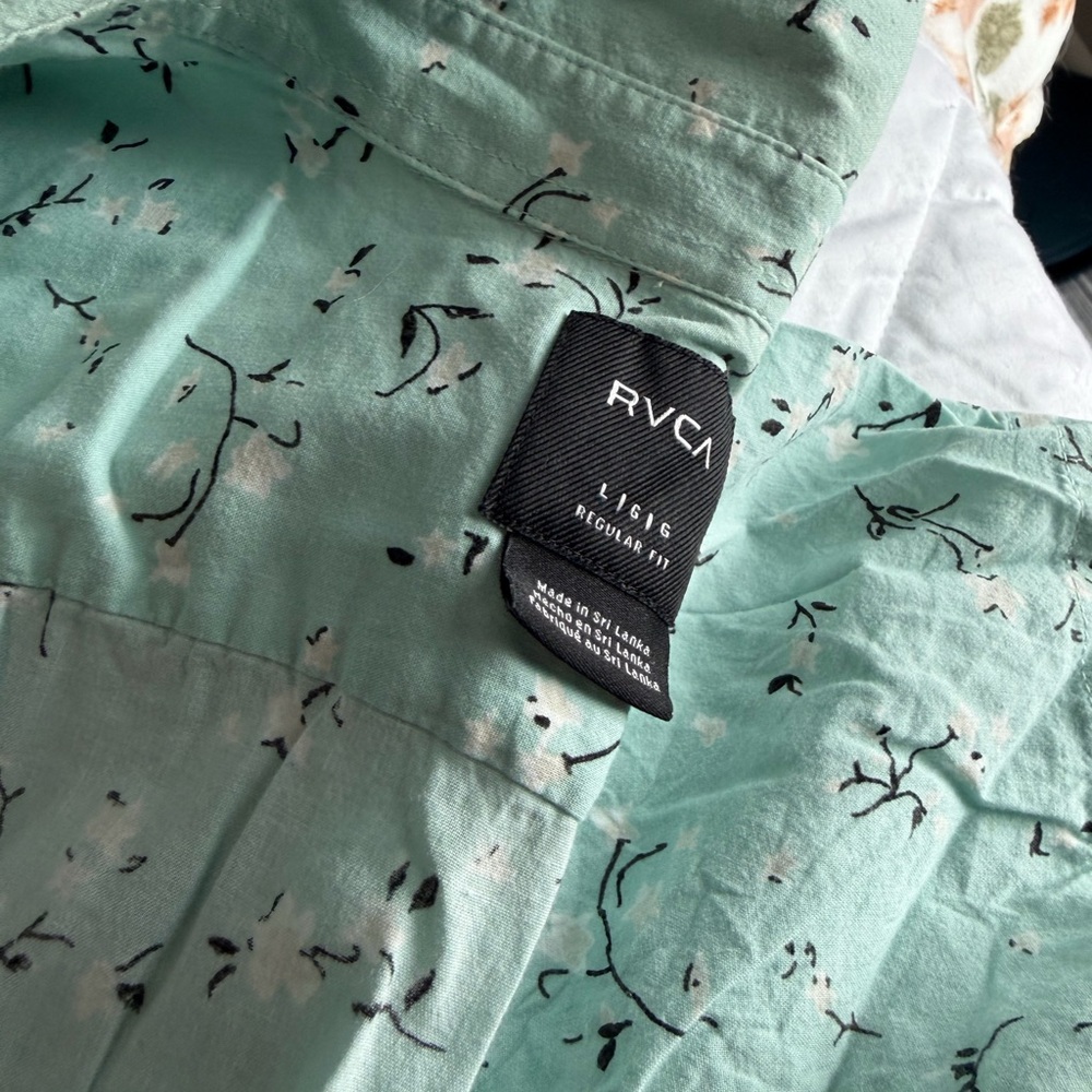 Men’s RVCA Light Green Floral Shirt